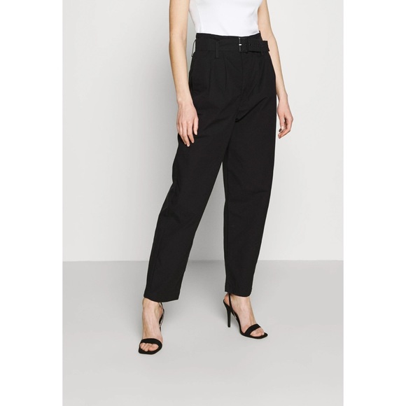 Levi’s TAILORED HIGH LOOSE TAPER WOMEN'S PANTS - Picture 1 of 8